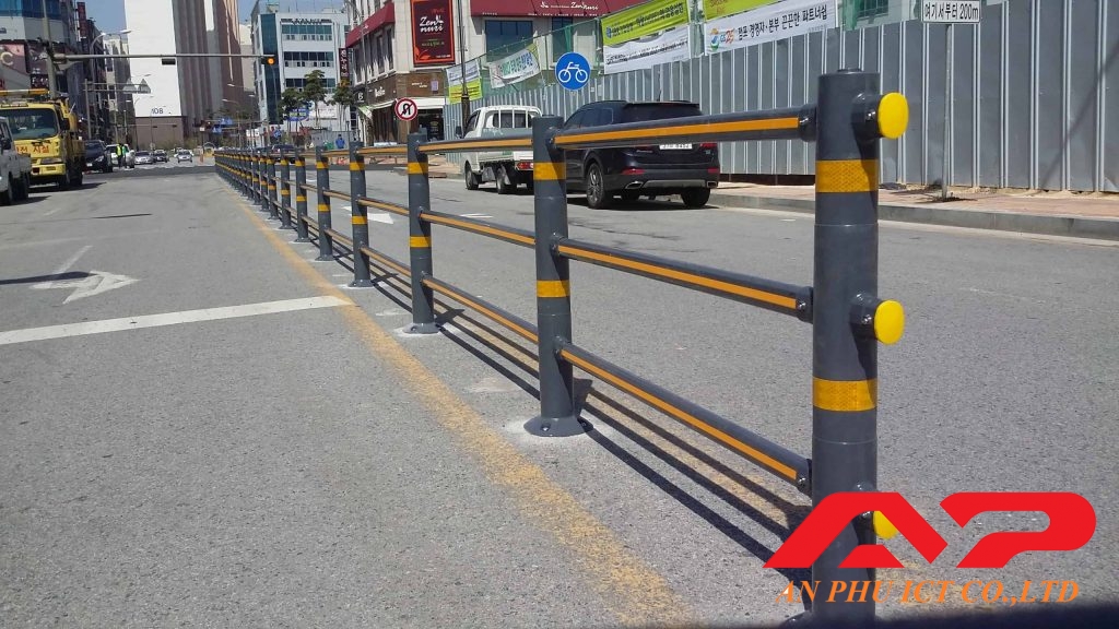 Rào chắn phân làn
